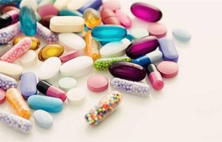 药店变身“杂货铺” 日用品销售资质存疑，套刷医保乱象何解？